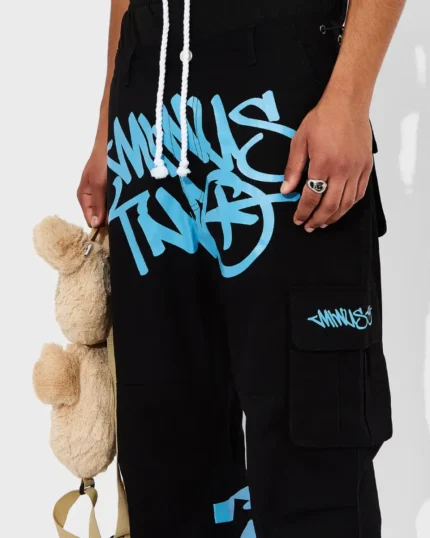 Minus Two Graff Noir Cargos(Logo Bleu) (4)